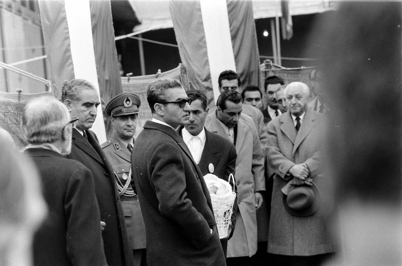 Historical photograph 25