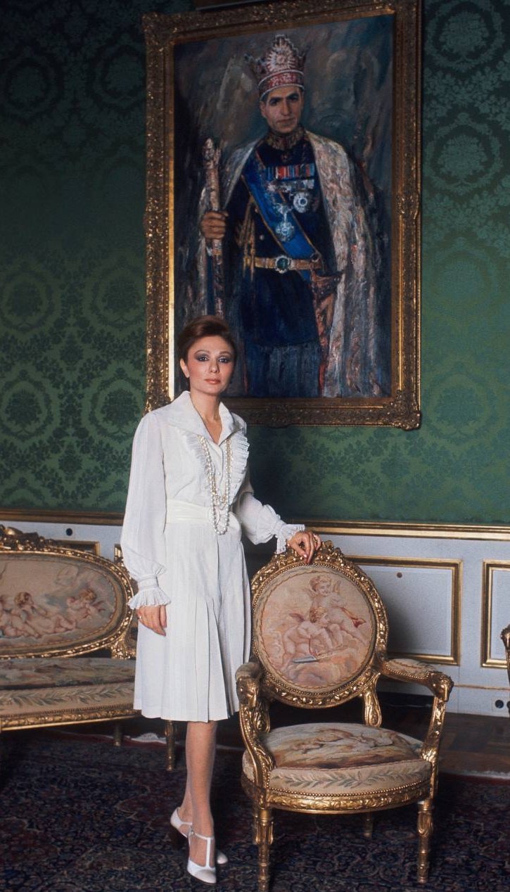 Historical photograph 198