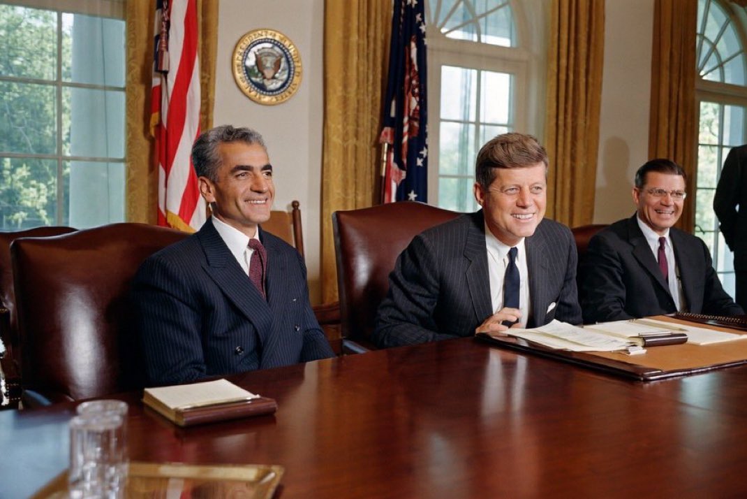 Historical photograph 36