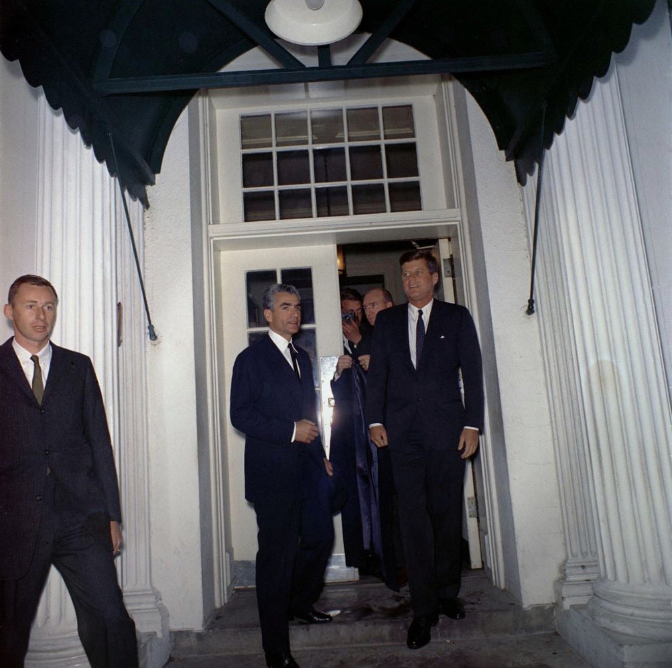 Historical photograph 34