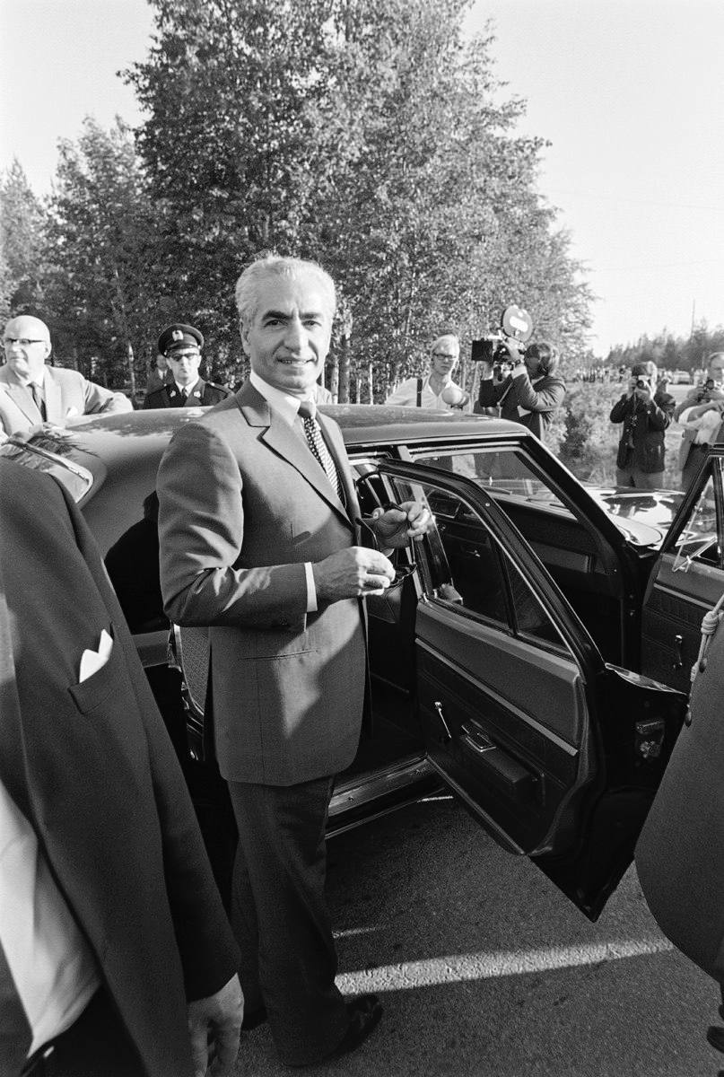 Historical photograph 13