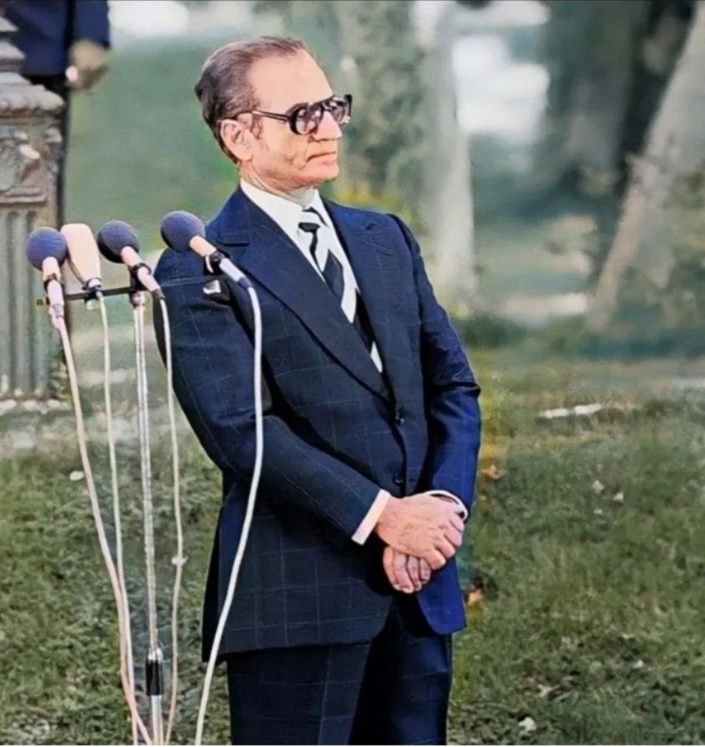 Historical photograph 113