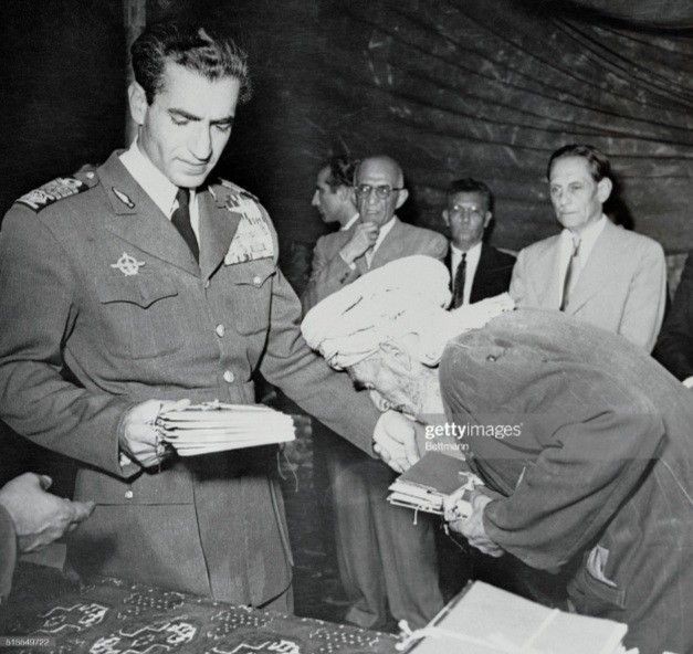 Historical photograph 77