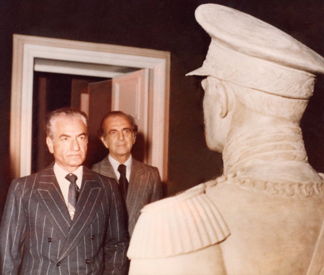 Historical photograph 60