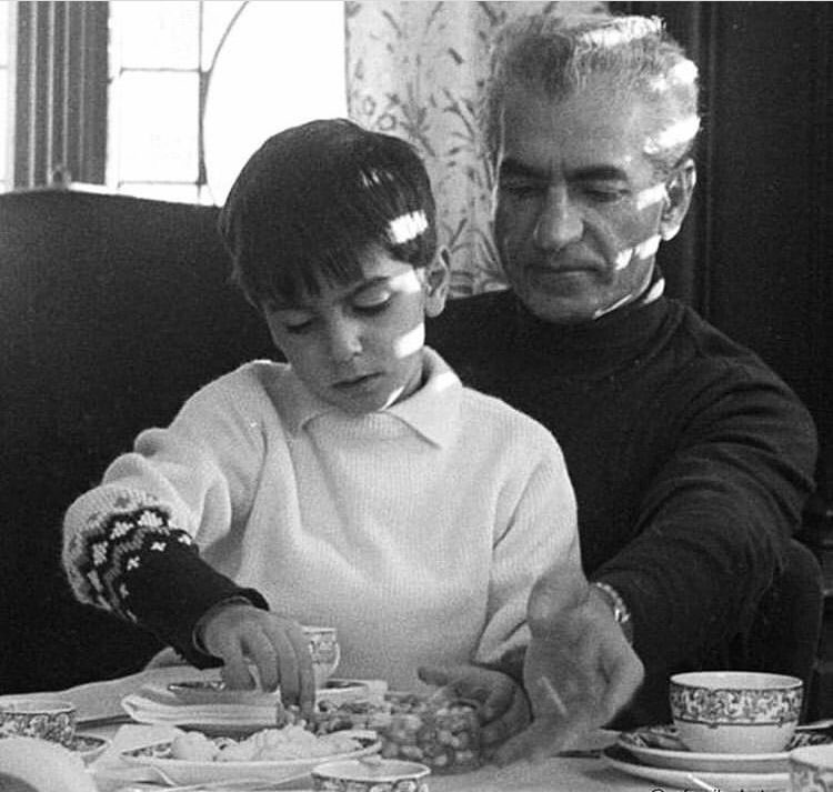 Historical photograph 34